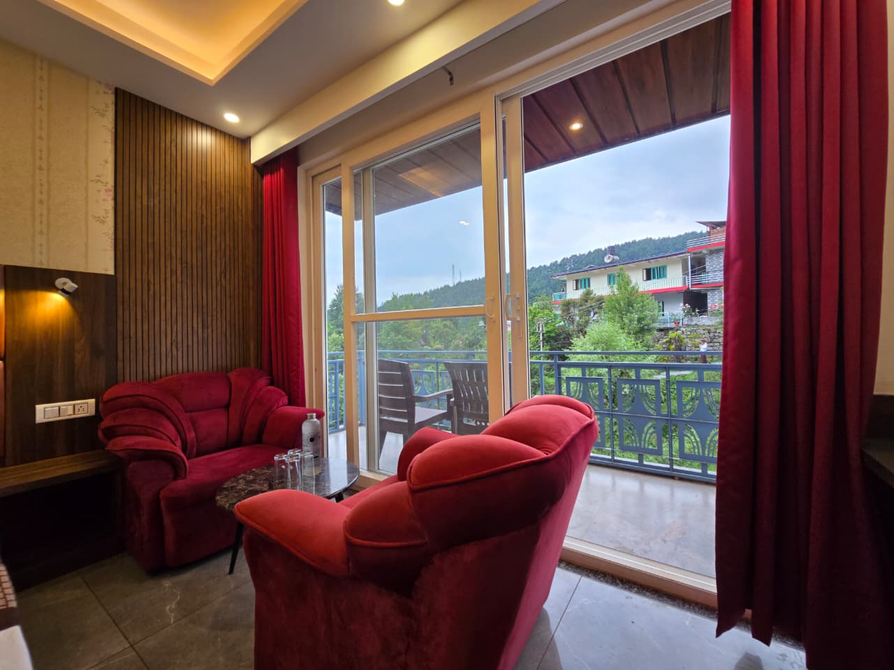 Mountain View Room