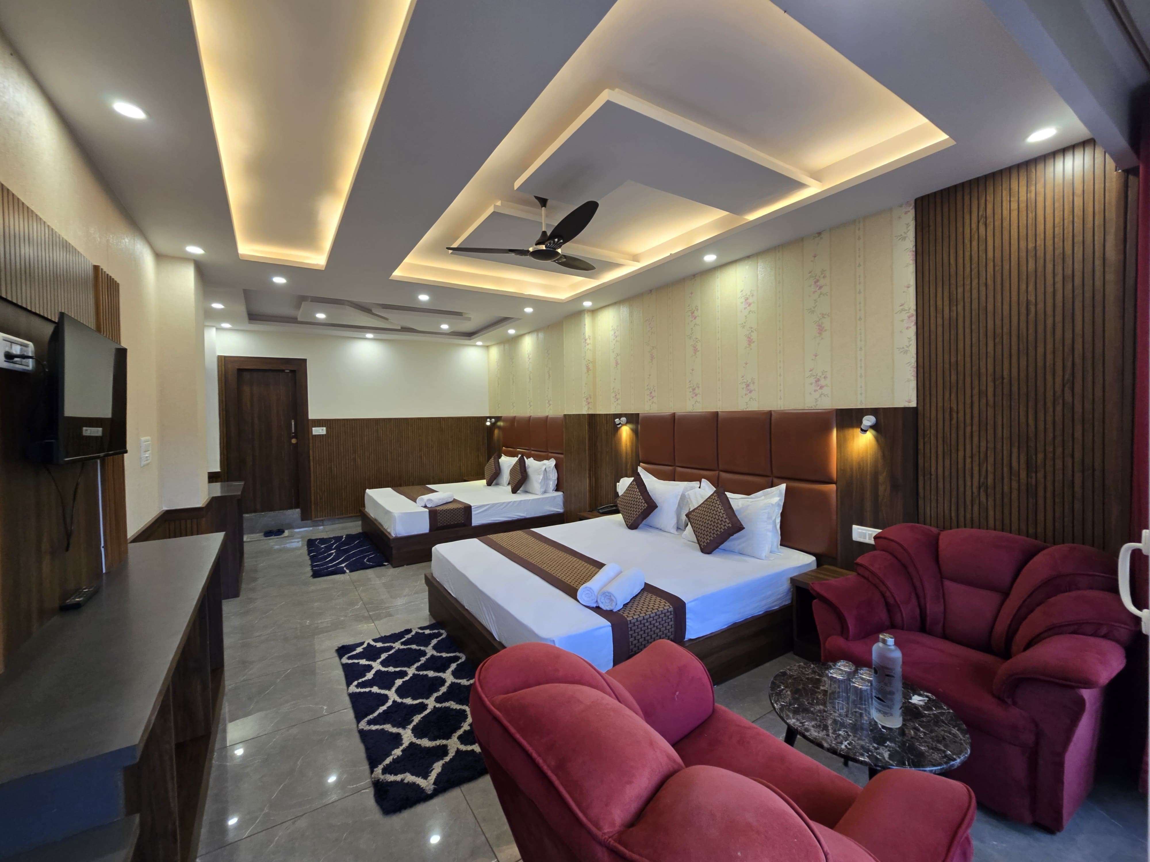 Super Deluxe Room